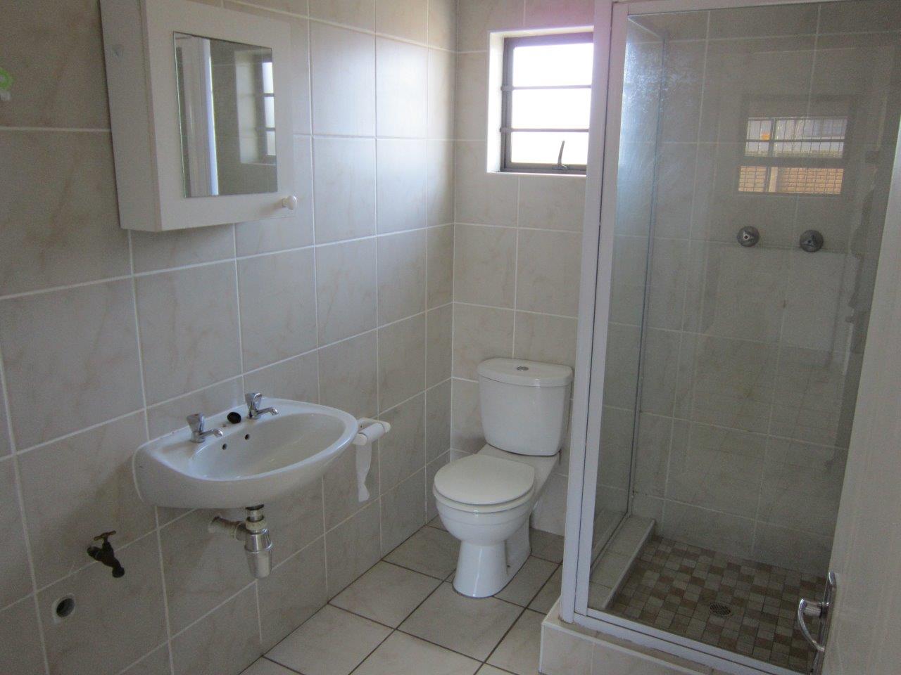 To Let 1 Bedroom Property for Rent in Gonubie Eastern Cape